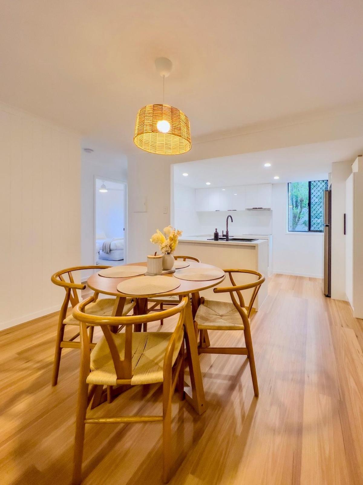 Burleigh Breeze Getaway Gold Coast