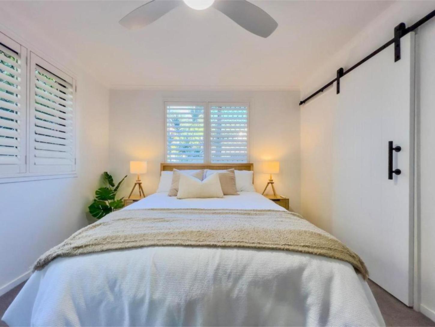 Burleigh Breeze Getaway Apartment *